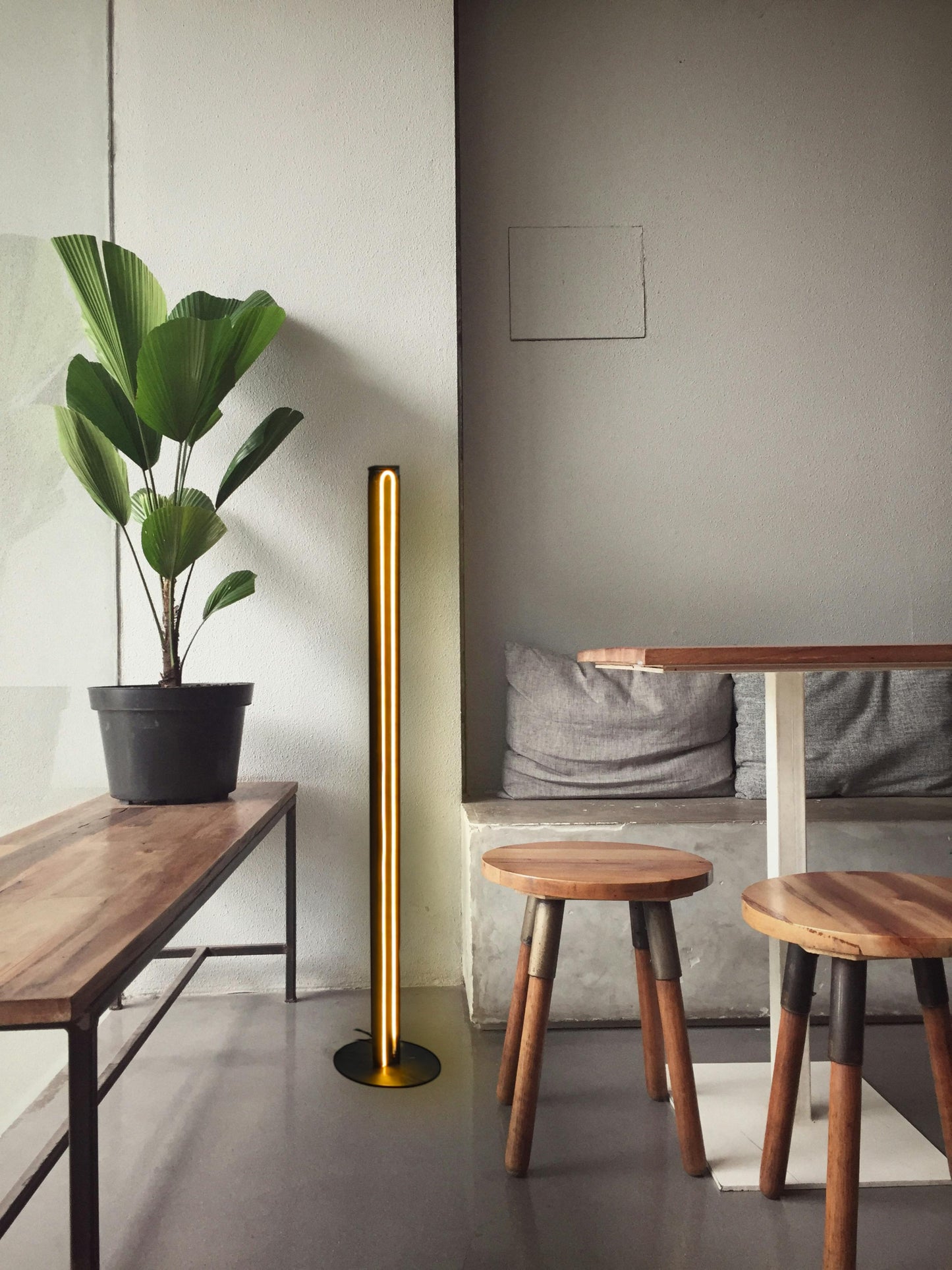 Scandinavian contemporary LED Floor Lamp, Wooden Floor Lamp in Black, elegant accent lighting for modern home, minimalistic standing slim floor lamp. (Adapter not included)