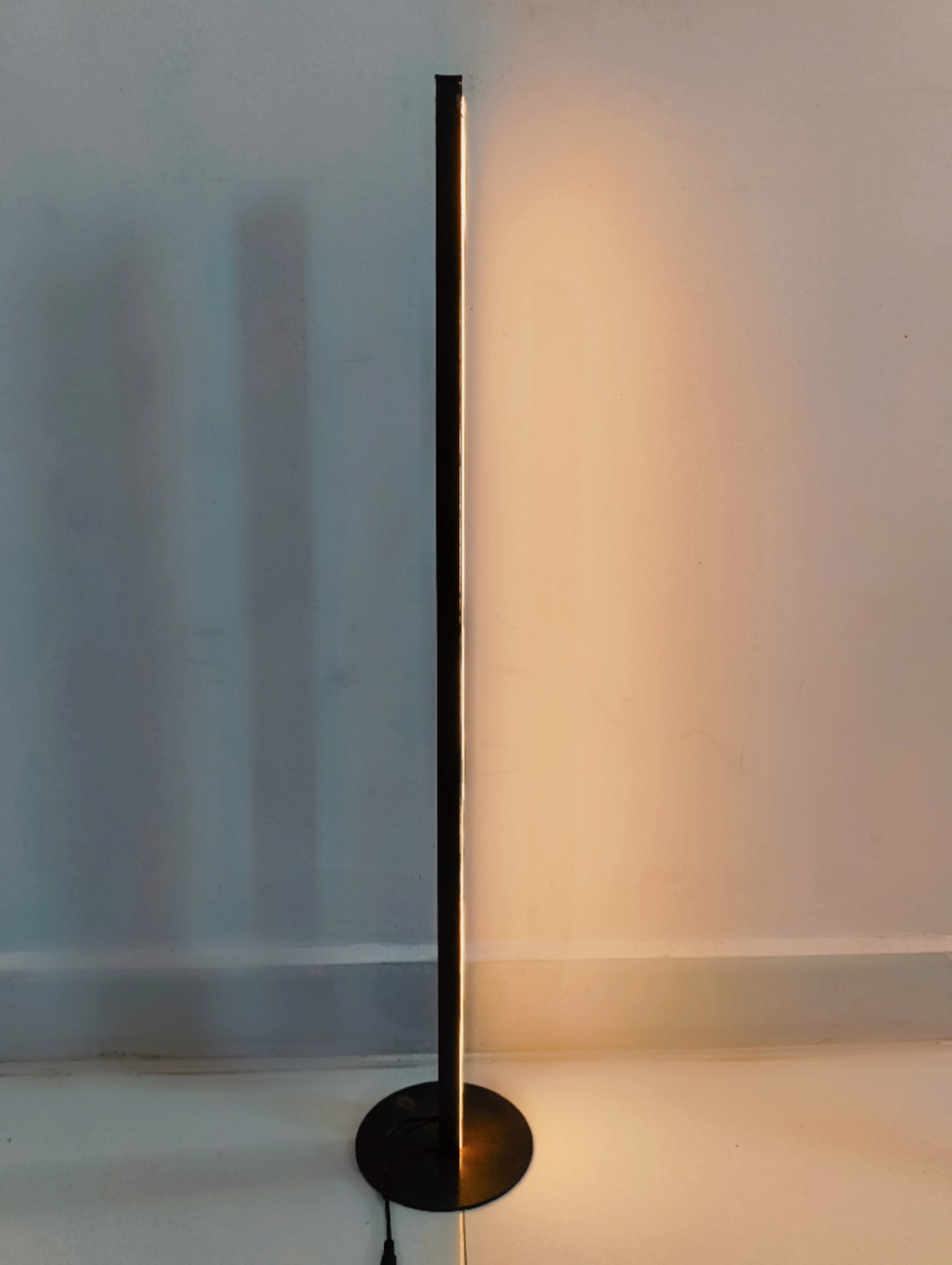 Scandinavian contemporary LED Floor Lamp, Wooden Floor Lamp in Black, elegant accent lighting for modern home, minimalistic standing slim floor lamp. (Adapter not included)