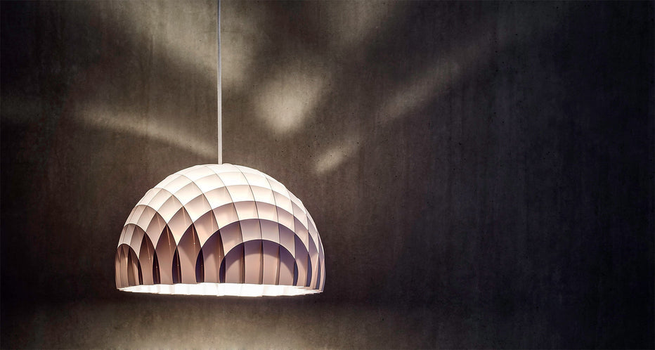 Stella minimalist pendent lamp by Fíor