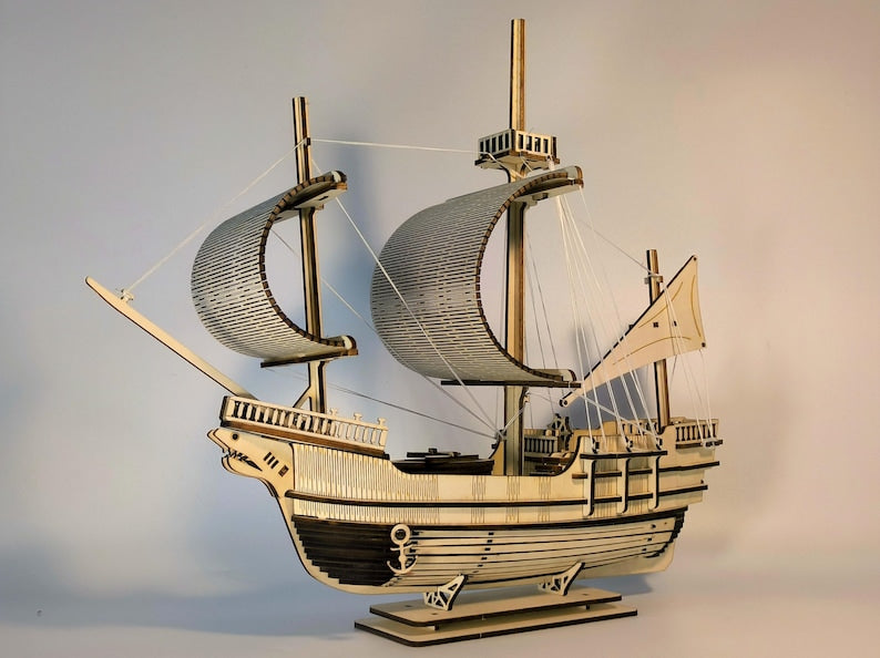 Endeavour ship puzzle kit by Fíor