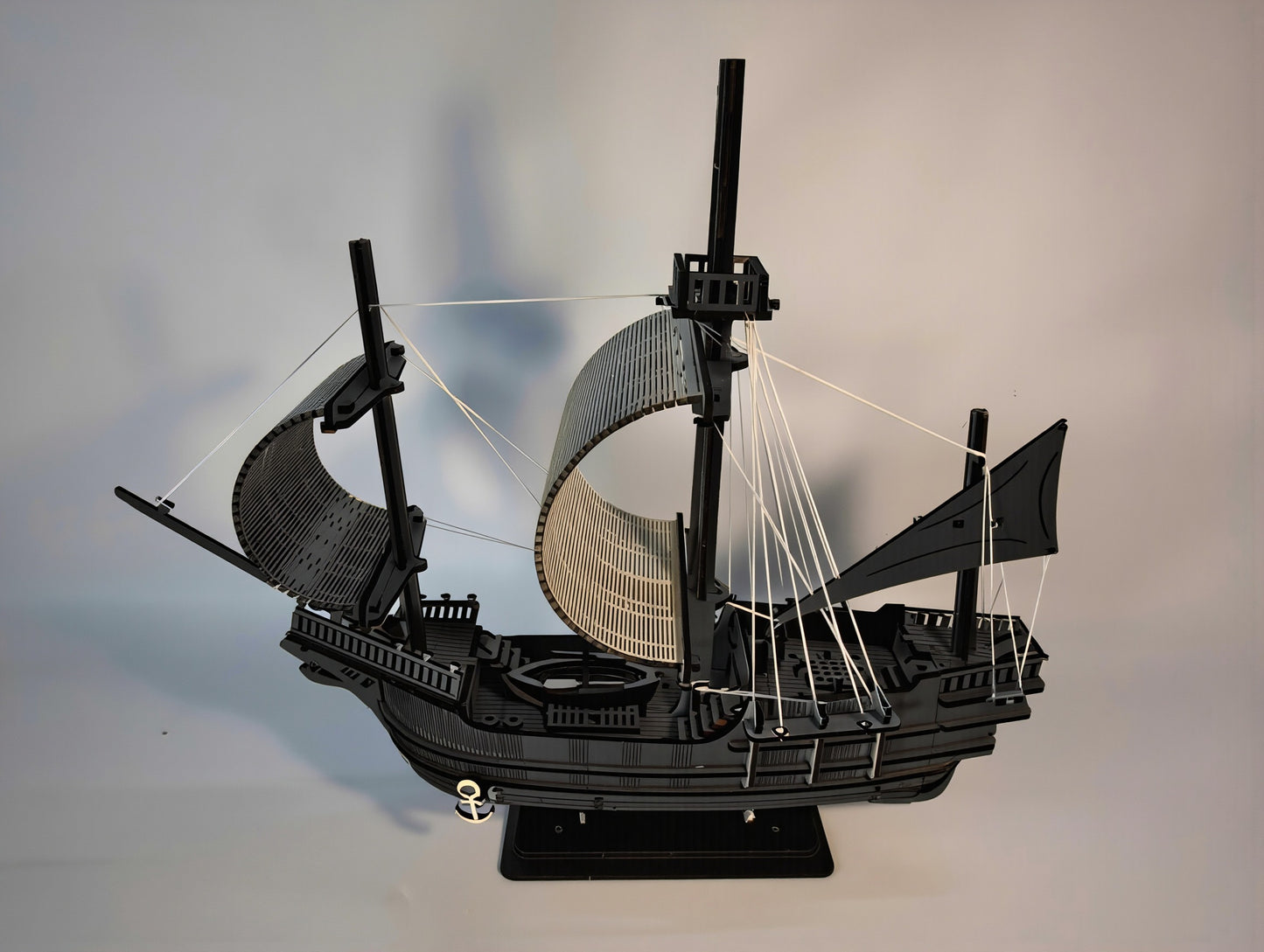 Endeavour ship puzzle kit by Fíor
